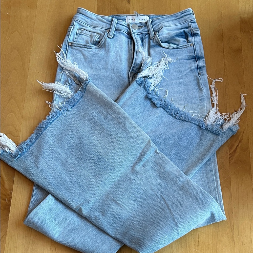 Stylish Light Blue Frayed Hem Women's Jeans